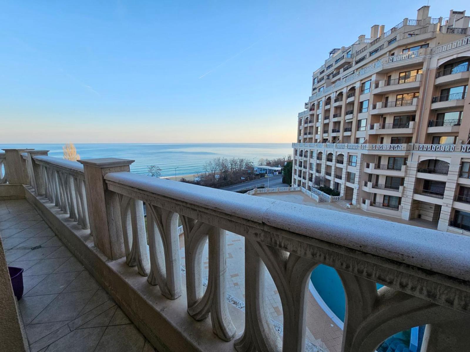 Elegantz Apartments 2 Varna Exterior photo